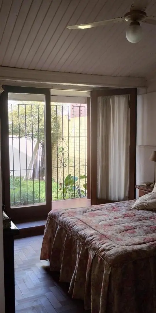 Casa en venta - 2 Dormitorios 2 Baños - La Plata 2