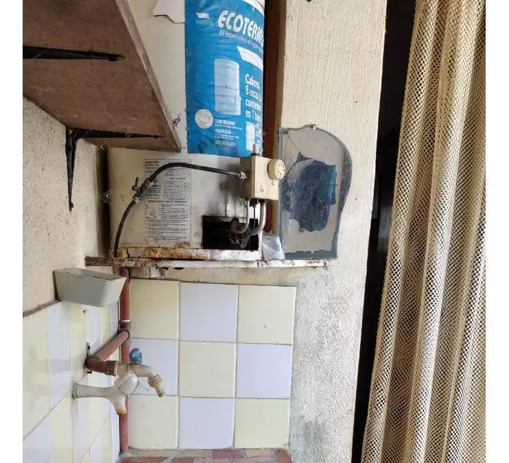 Casa en venta - 2 Dormitorios 2 Baños - Monoambiente - 170Mts2 - San Clemente del Tuyú 4