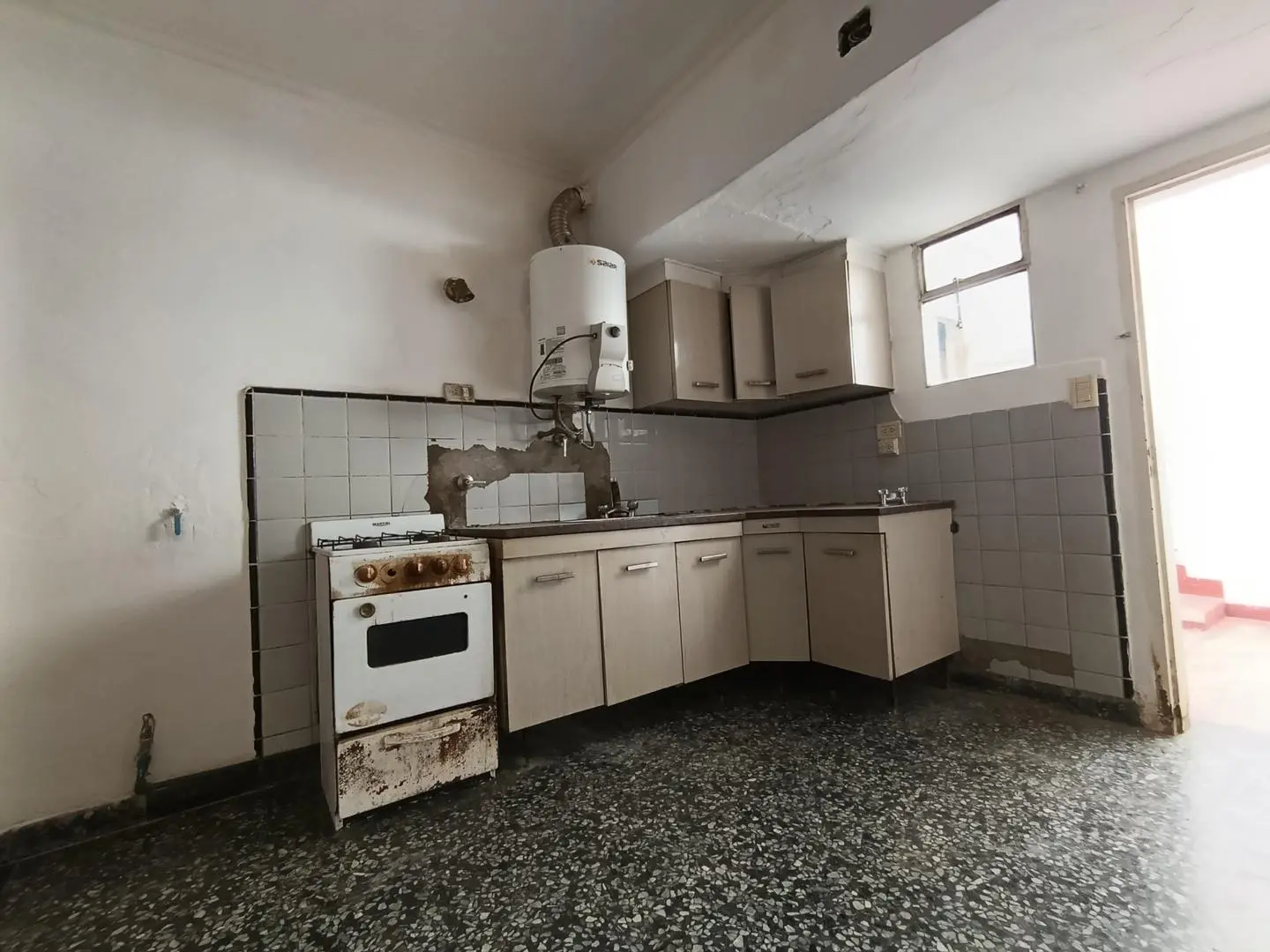 PH en venta - 3 Dormitorios 1 Baño - La Plata 8