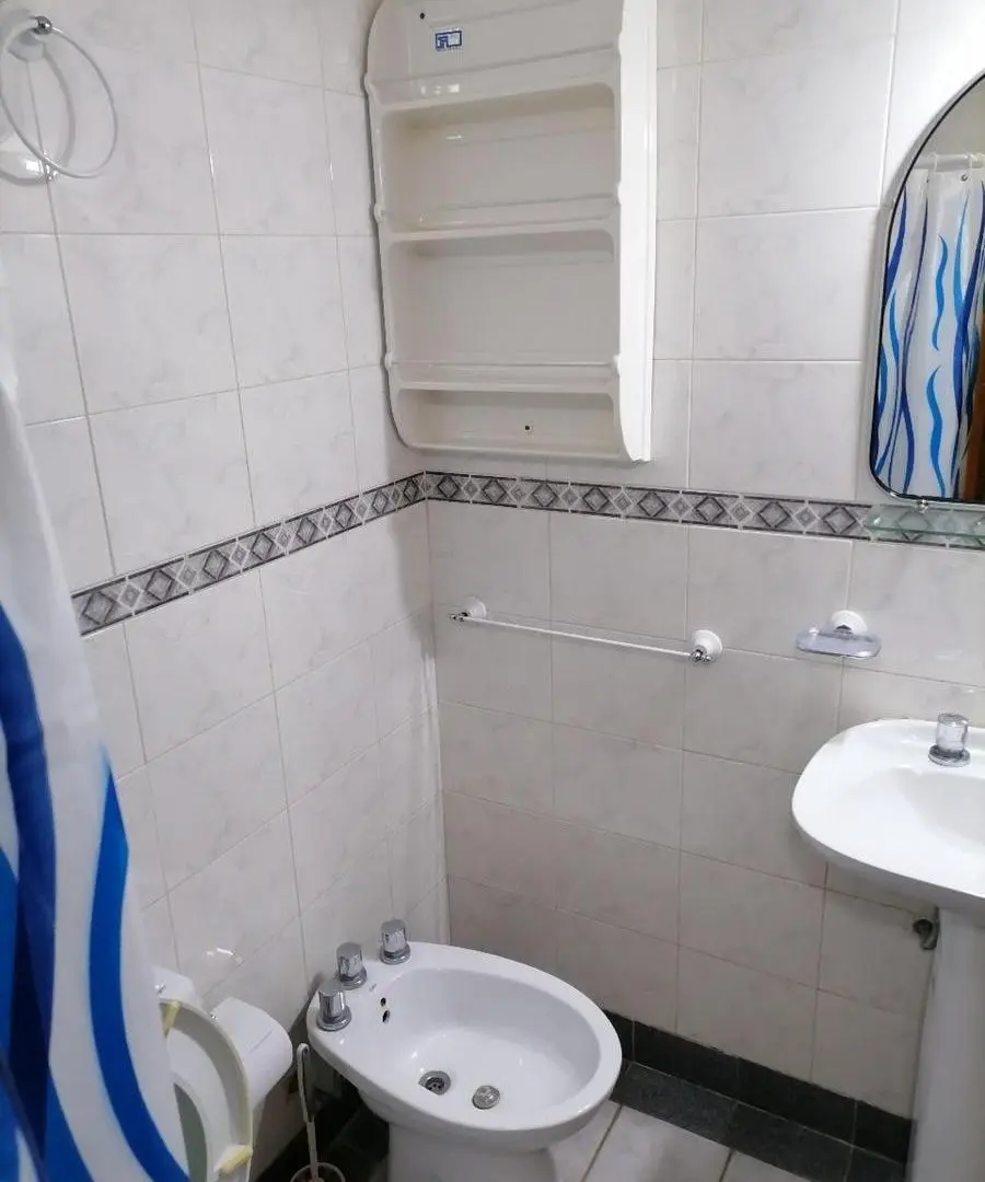 Monoambiente en alquiler temporario - 1 Baño - Mar de Ajó 3