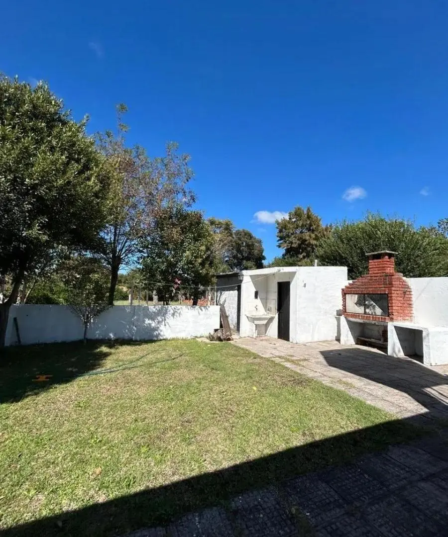 Casa venta  - 2 dormitorios 2 baños - 689mts2 - Mar Del Tuyu 4