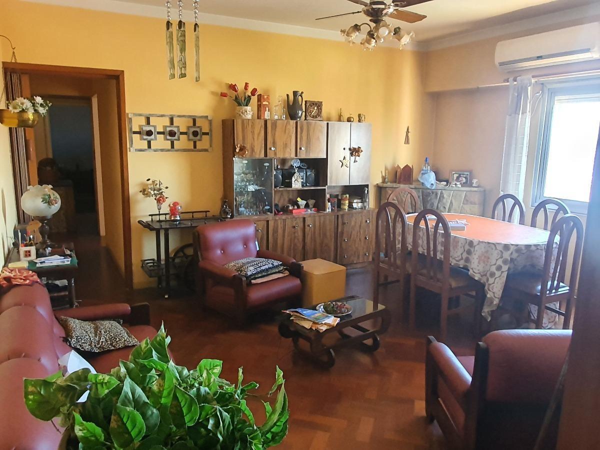 Foto de Departamento en venta - 2 Dormitorios 1 Baño - 83mts2 - Villa Celina, imagen 4