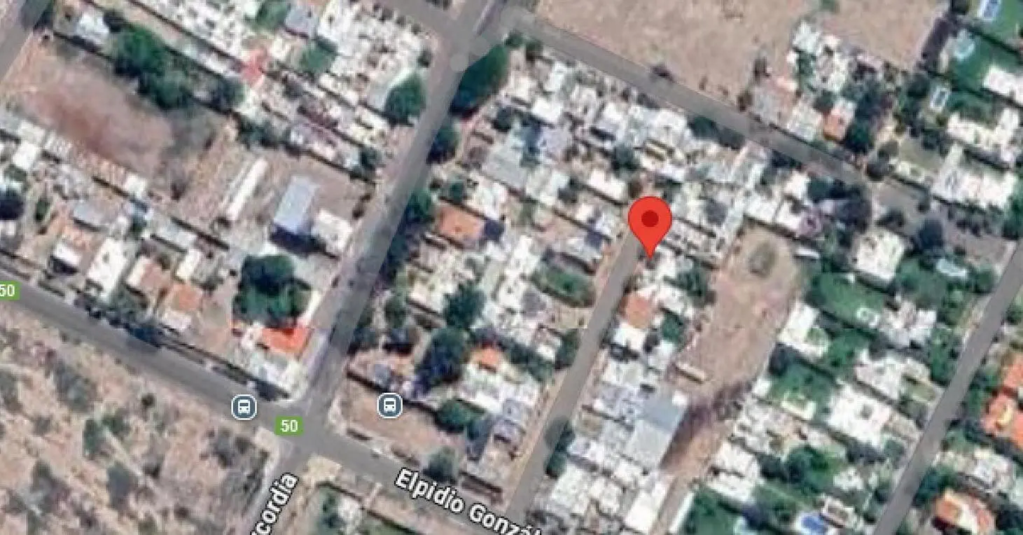 Casa en venta - 3 Dormitorios 1 Baño - Mendoza 8