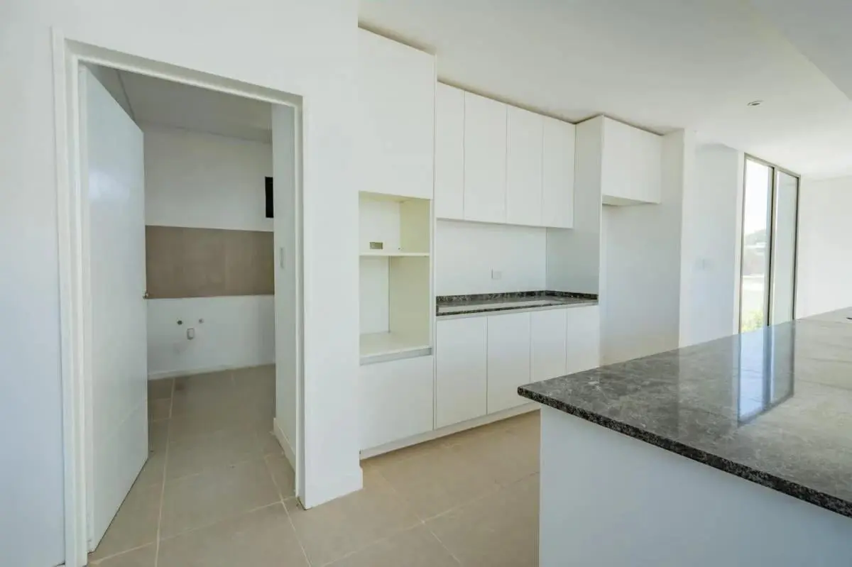 Casa en venta - 3 Dormitorios 2 Baños - Cocheras - 1.155Mts2 - Pilar Centro 4