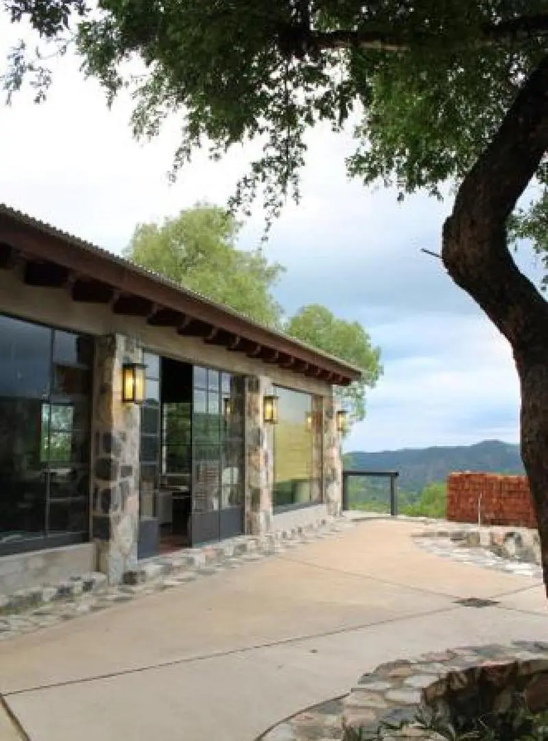 Casa quinta en venta - 3 Dormitorios 3 Baños - Córdoba 5