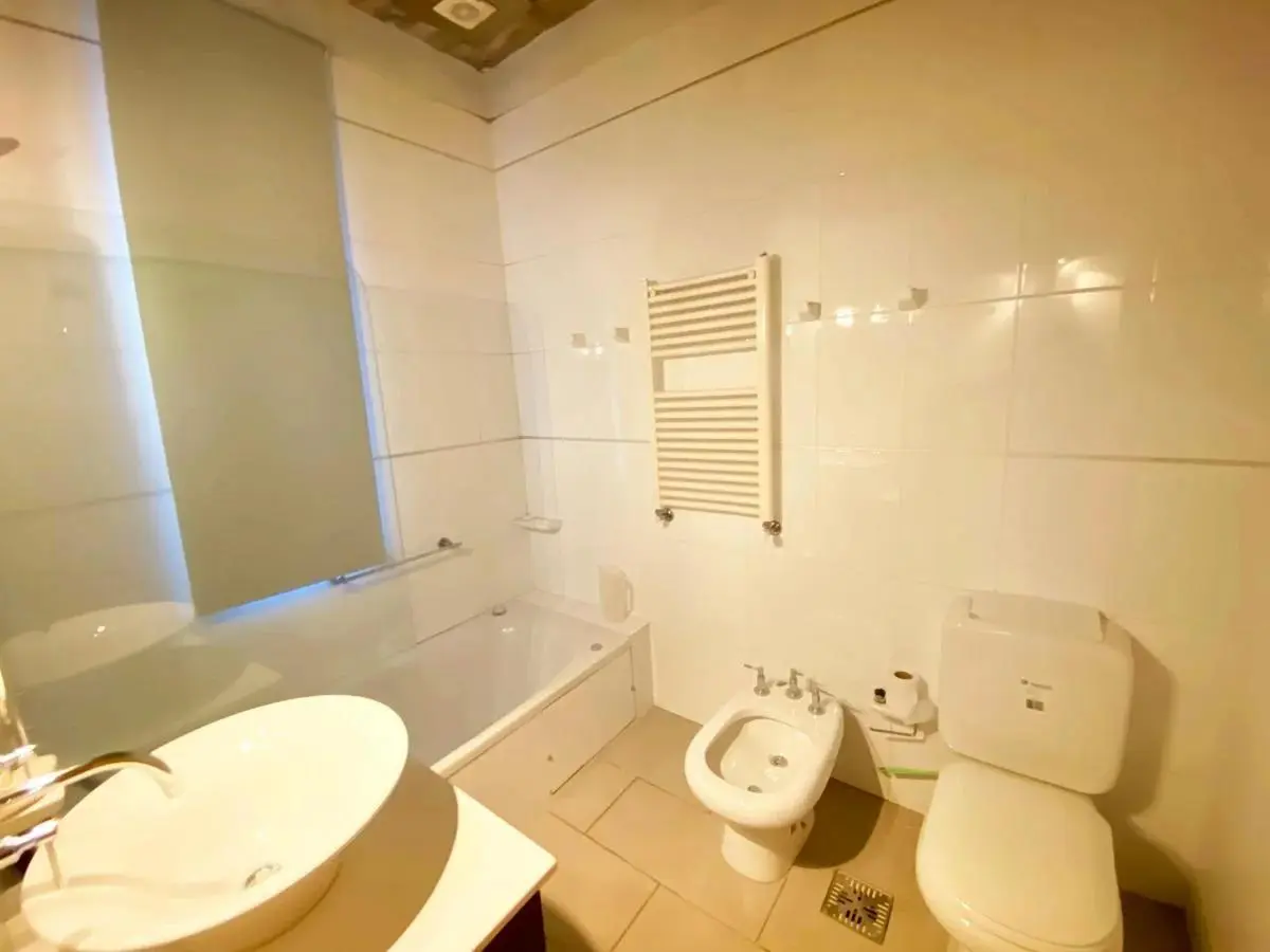 Casa en venta - 4 Dormitorios 4 Baños - Cocheras - 5.229Mts2 - Exaltación de la Cruz 3