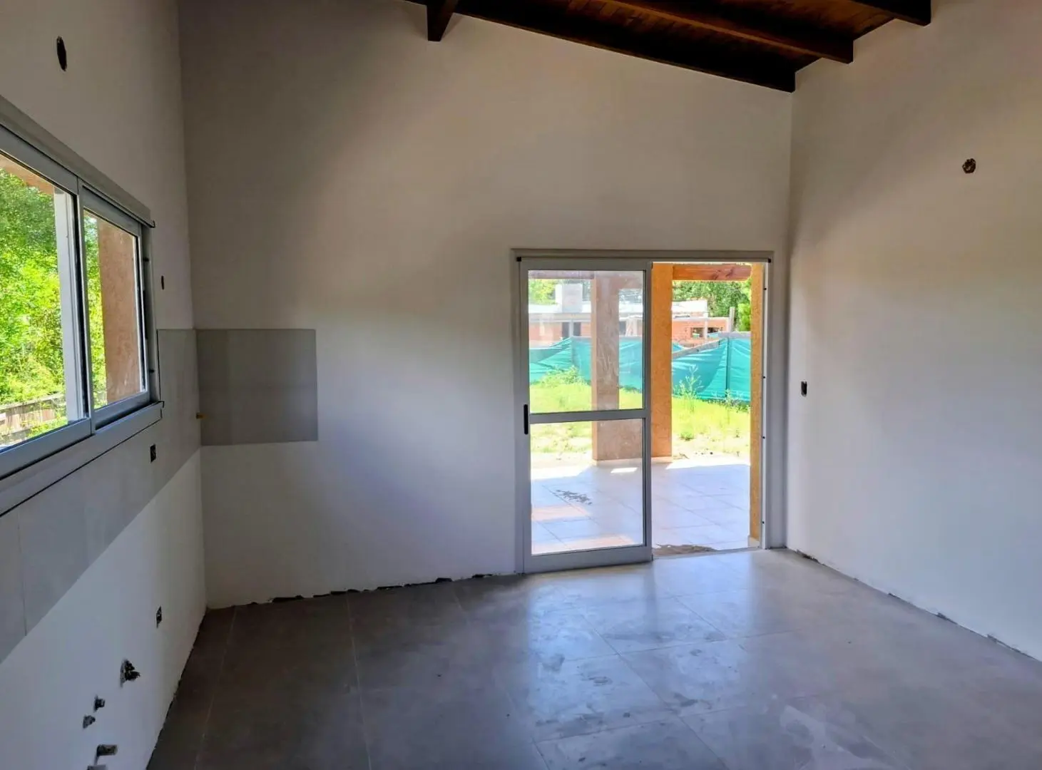 Casa en Venta - 2 dormitorios 1 baño - Costa del Este 4