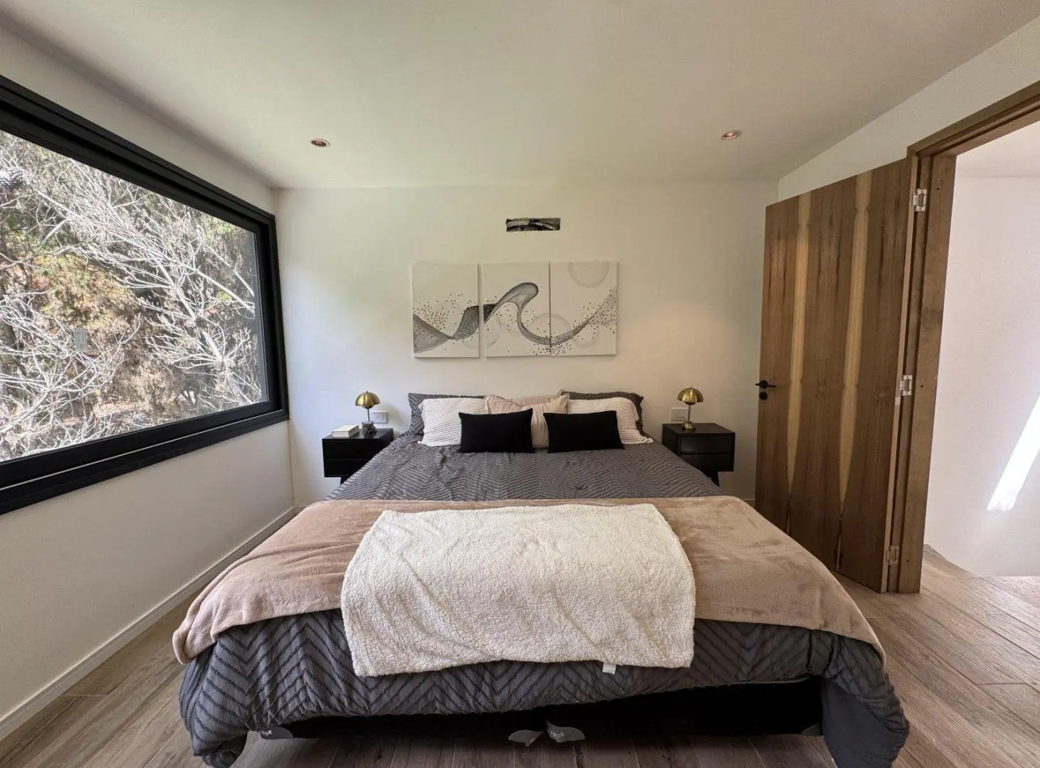 Casa en Venta - 4 dormitorios 3 baños - Costa Esmeralda 3