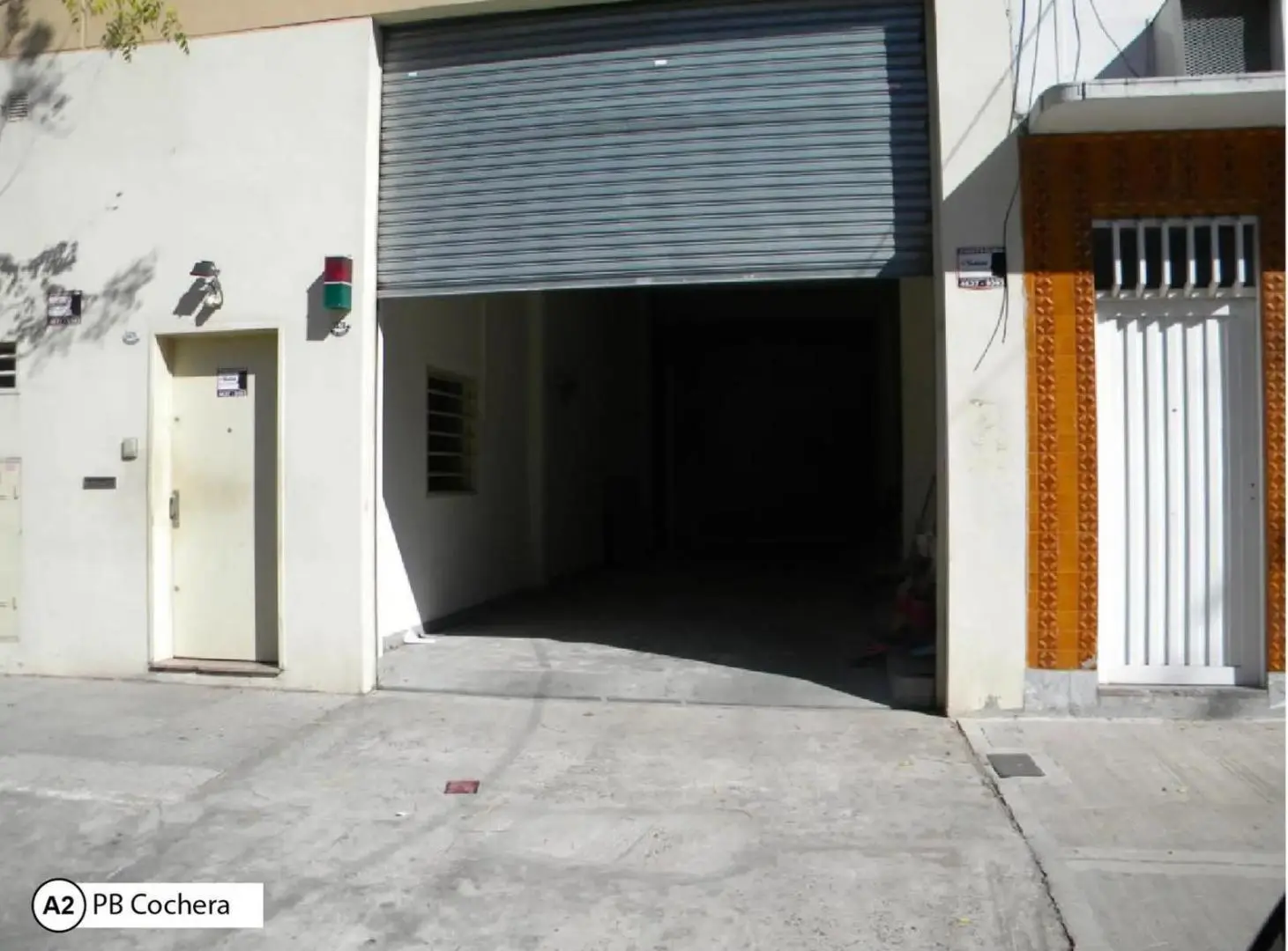 Depósito en alquiler - 10 Ambientes - 1.200mts2 - Flores 3