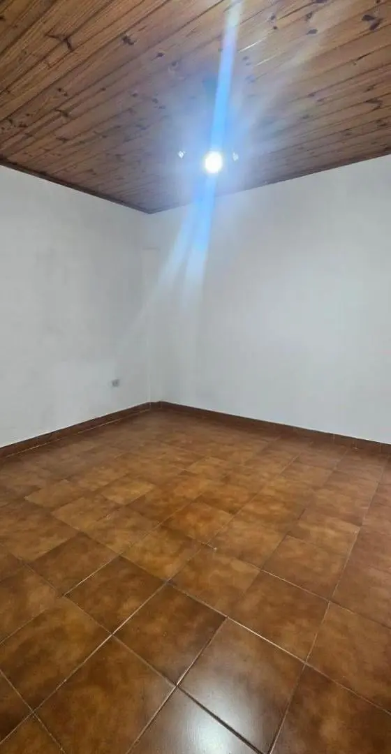 PH en venta - 3 Dormitorios 2 Baños - Quilmes 5