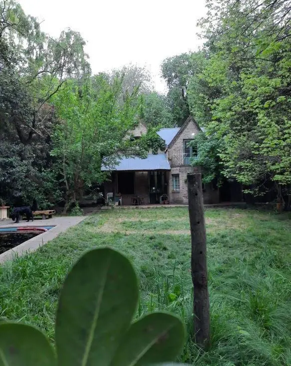 Casa en venta - 2 Dormitorios 2 Baños - 865,35Mts2 - Villa Udaondo, Ituzaingó 4