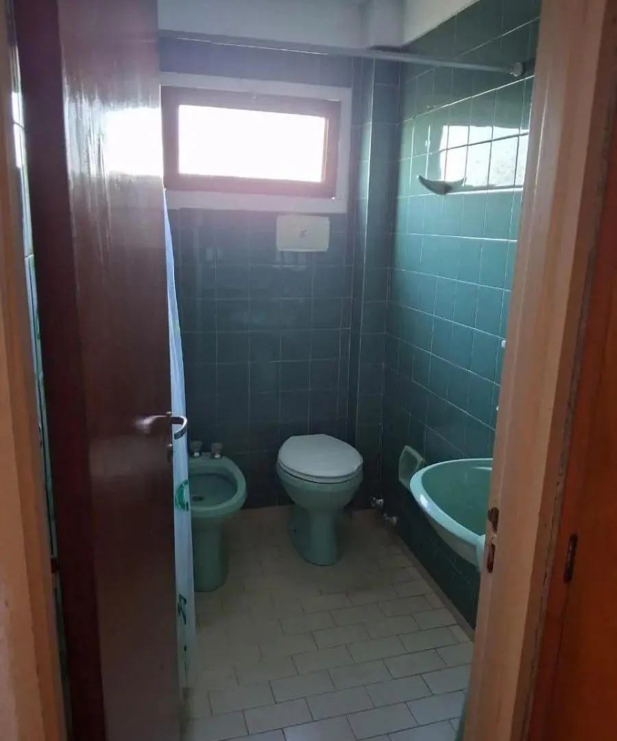Hotel en venta - 14 Habitaciones - Villa Gesell 4