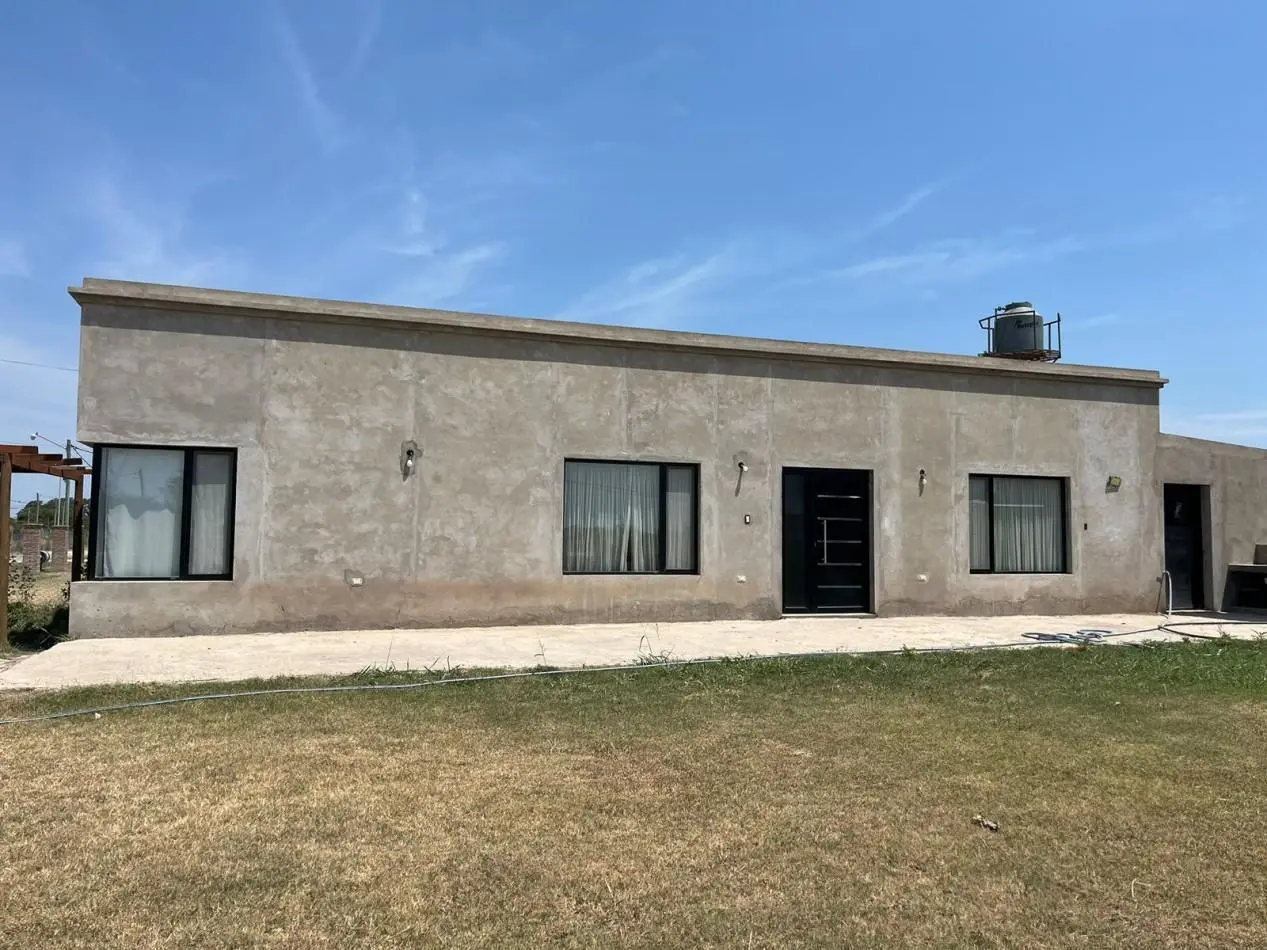 Casa en venta - 1 Dormitorio 1 Baño - 1.026Mts2 - Carmen de Areco 2