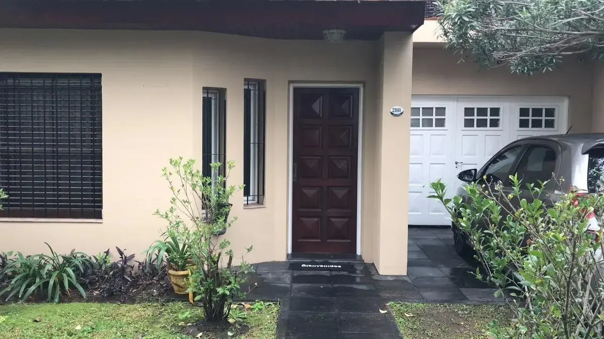 Casa en venta - 4 Dormitorios 4 Baños - San Miguel 4