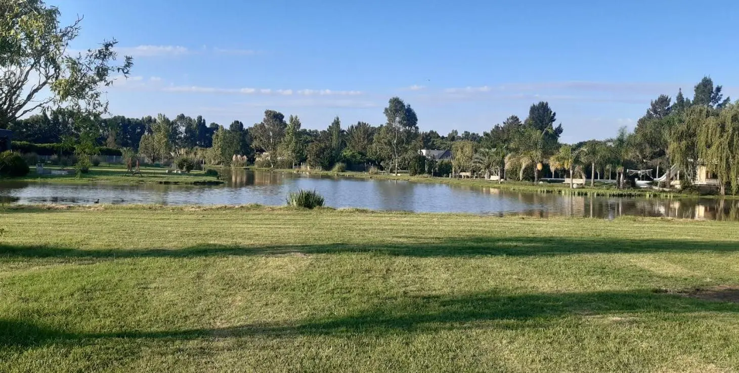 Terreno en venta - 1202mts2 - Posadas de los Lagos 4