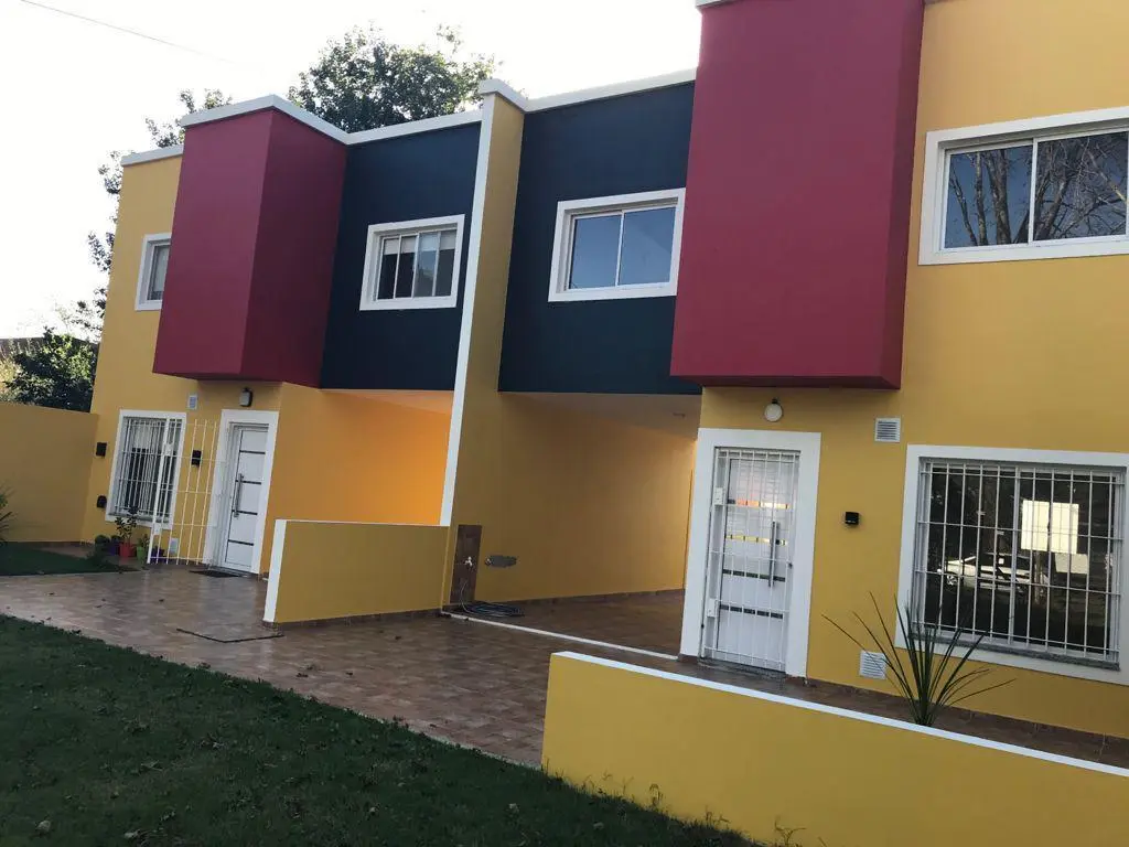 Dúplex en venta - 3 dormitorios 1 Baño - 100mts2 - Santa Teresita 2