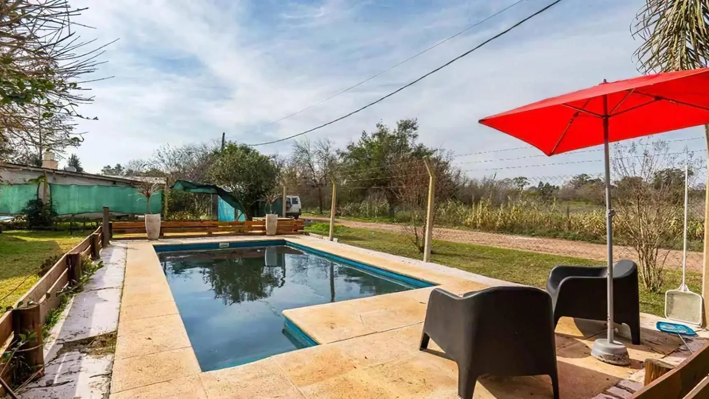 Casa en venta - 3 Dormitorios 1 Baño - Arturo Seguí 5
