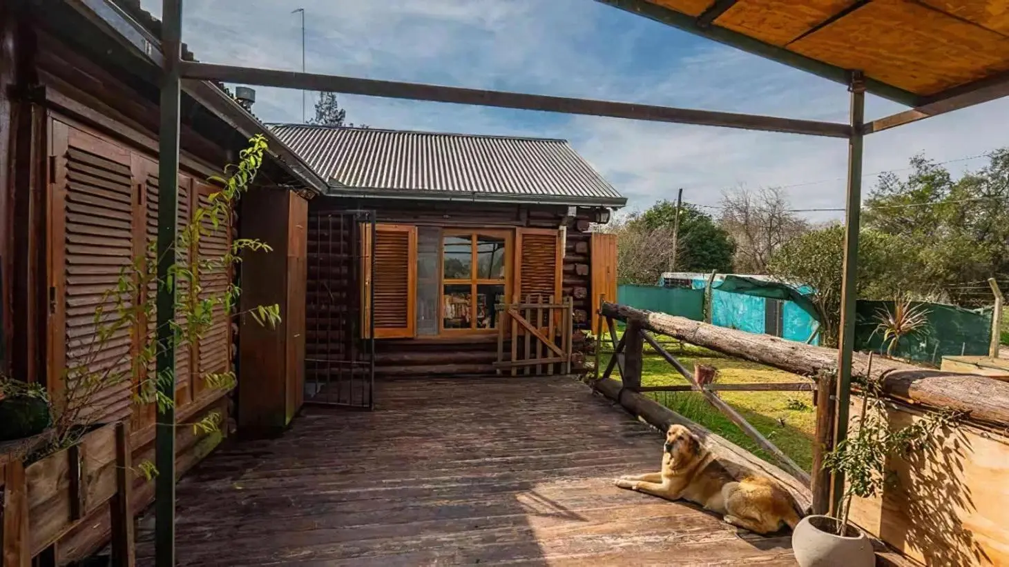 Casa en venta - 3 Dormitorios 1 Baño - Arturo Seguí 2