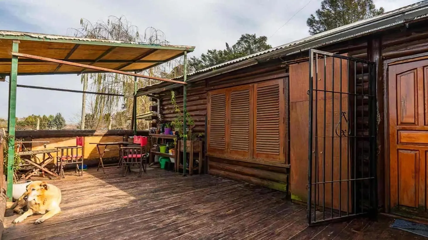 Casa en venta - 3 Dormitorios 1 Baño - Arturo Seguí 3
