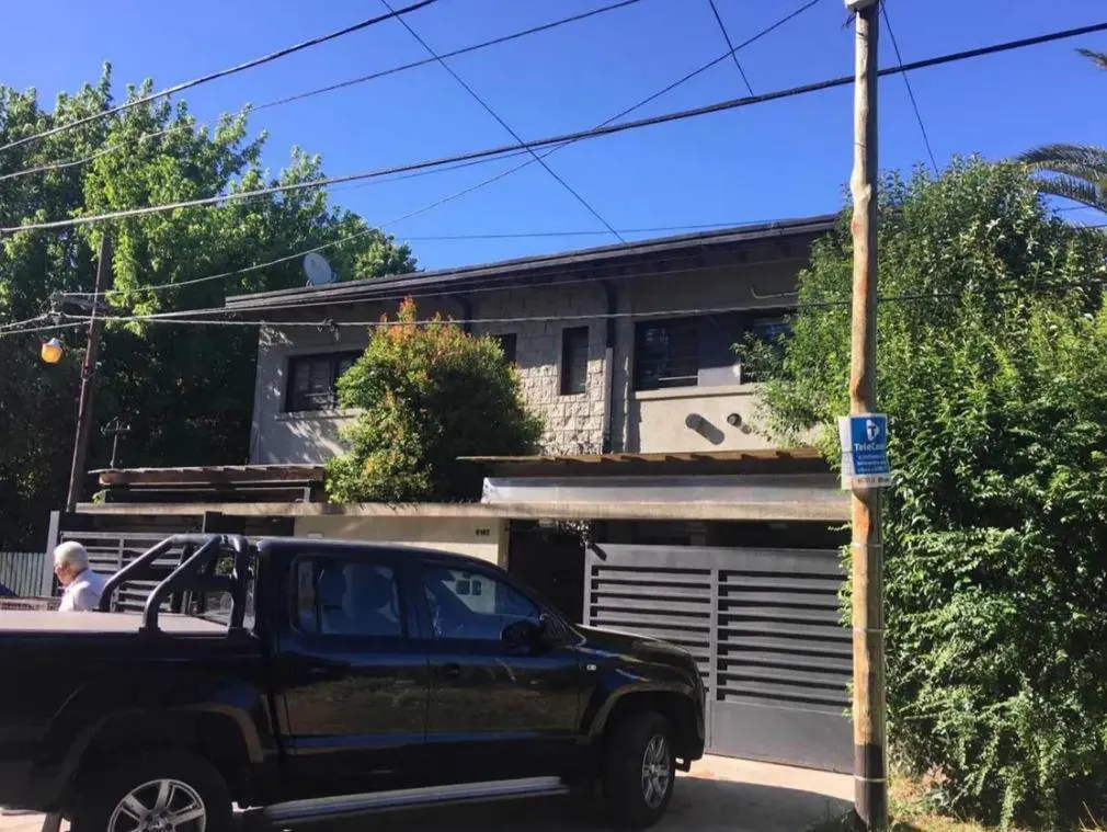 Casa en venta - 3 dormitorios 2 baños - cochera - 120mts2 - City Bell, La Plata [FINANCIADA] 3