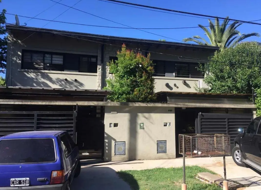 Casa en venta - 3 dormitorios 2 baños - cochera - 120mts2 - City Bell, La Plata [FINANCIADA] 2