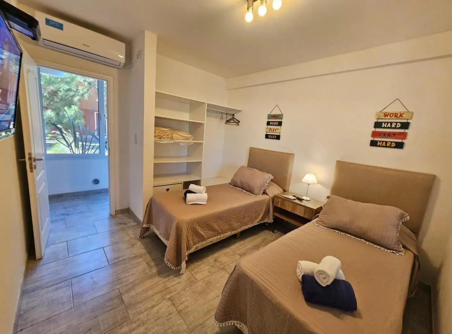 Casa en venta - 3 Dormitorios 3 Baños - Pinamar 5