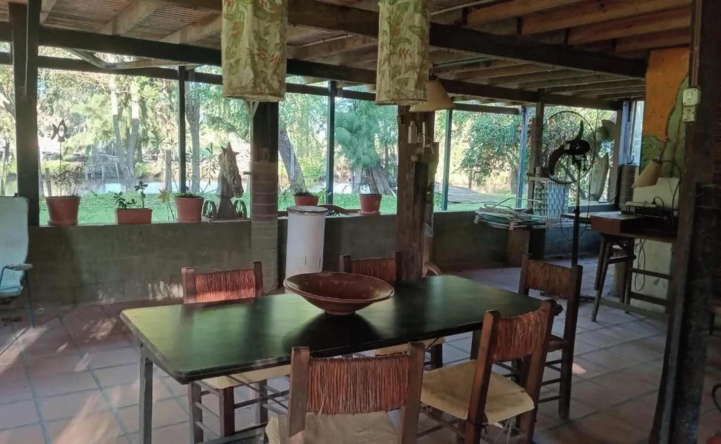 Casa en venta - 4 Dormitorios 2 Baños - Tigre