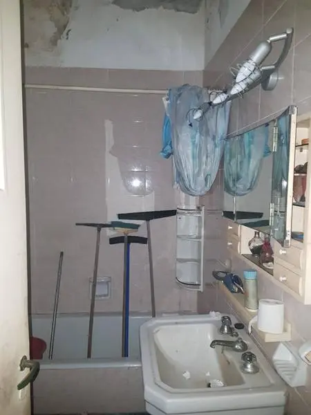 Casa en venta - 5 Dormitorios 2 Baños - Boca 3