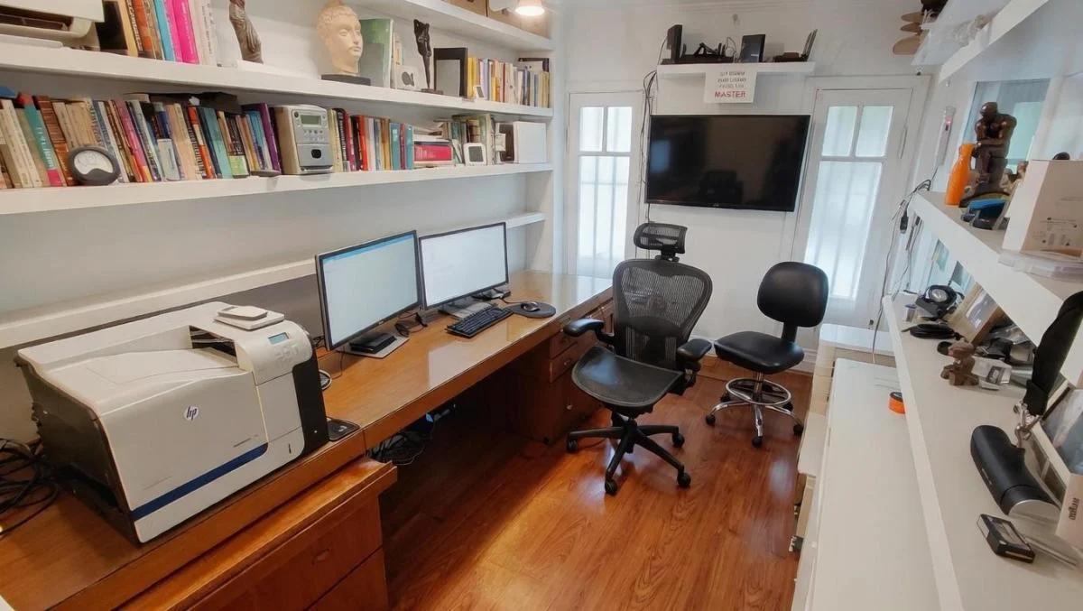 Foto de Departamento en venta - 6 Dormitorios 4 Baños - Palermo, imagen 3