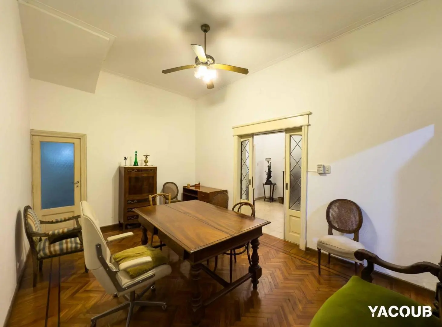 PH en venta - 4 Dormitorios 2 Baños - Cochera - 255Mts2 - La Plata 8