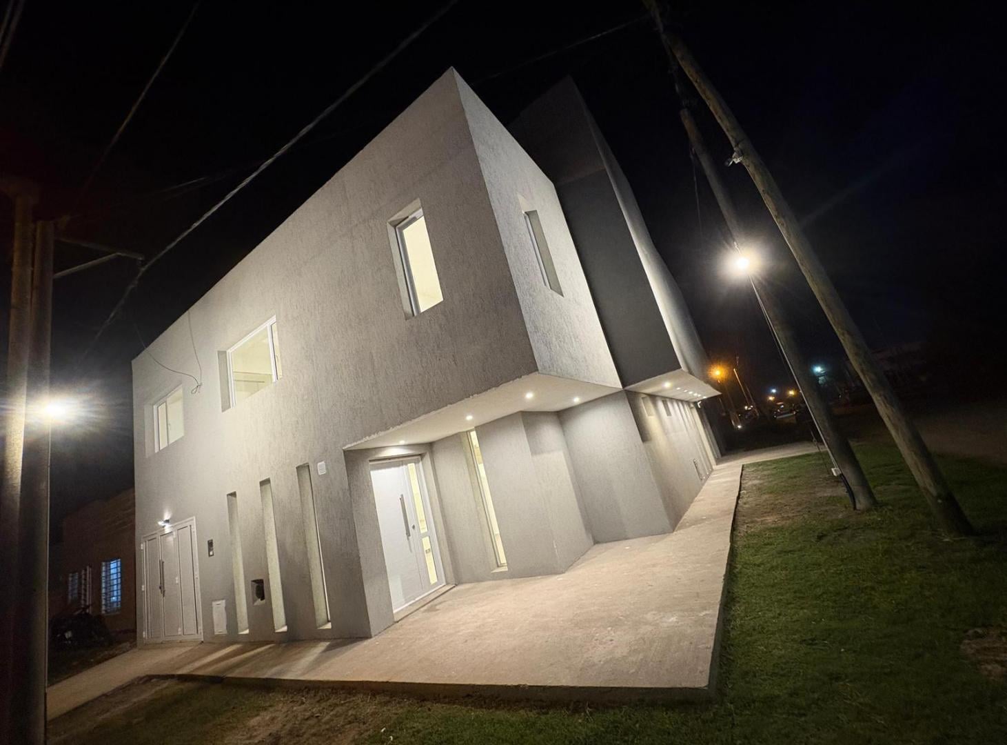 Dúplex en venta - 3 Dormitorios 2 Baños - Necochea
