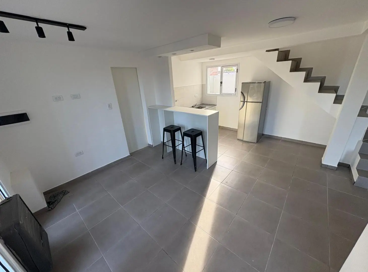 Dúplex en venta - 3 Dormitorios 2 Baños - Necochea 4