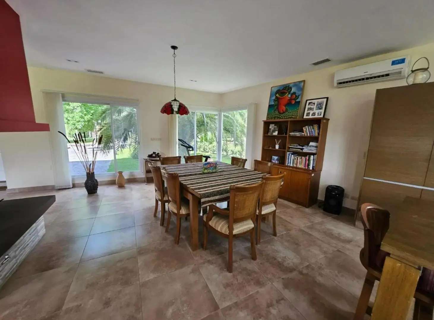 Casa en venta - 3 Dormitorios 3 Baños - La Plata 2