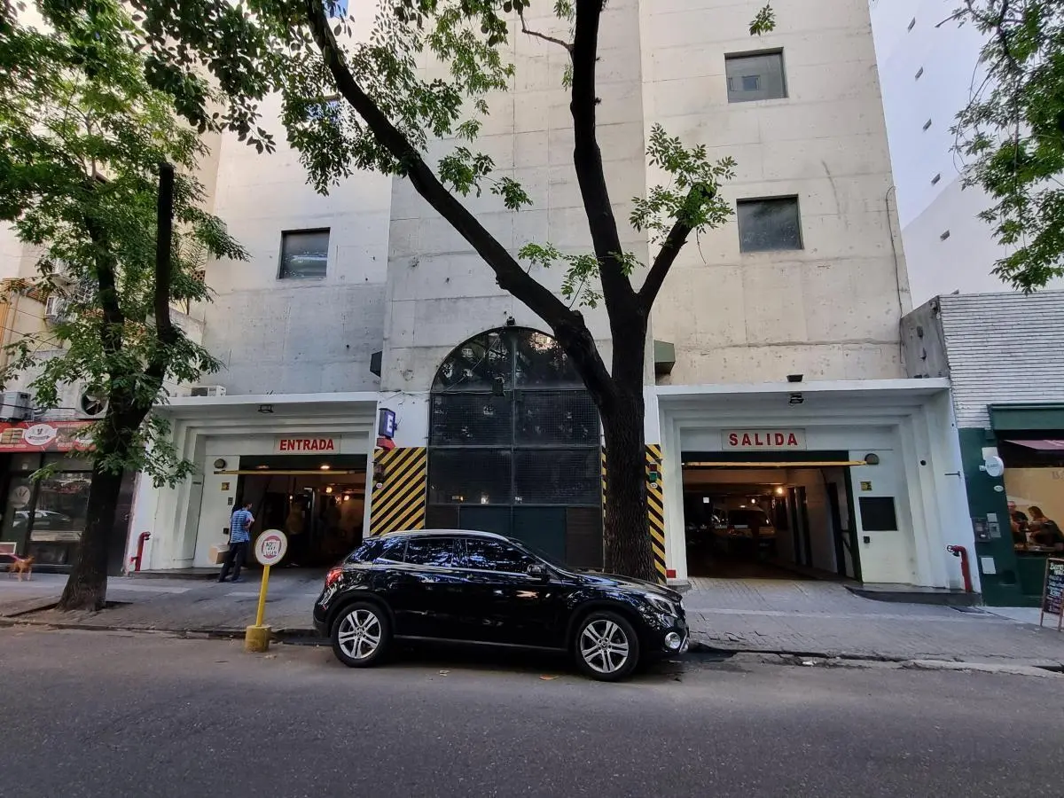 Cochera en venta - 15mts2 - Palermo Chico 3