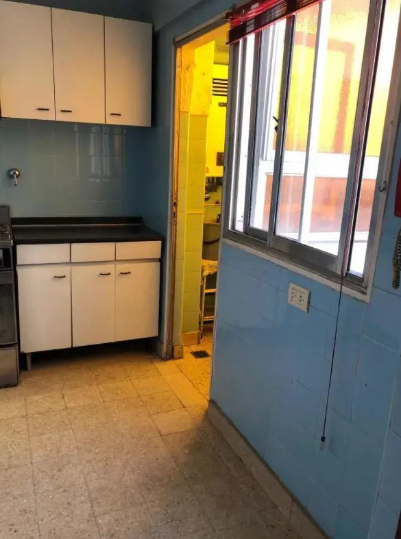 Departamento venta - 2 dormitorios 1 baño - 48mts2 totales - Avellaneda 8