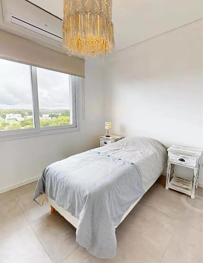 Casa en venta - 2 Dormitorios 2 Baños - Cochera - 95Mts2 - Pinamar 4