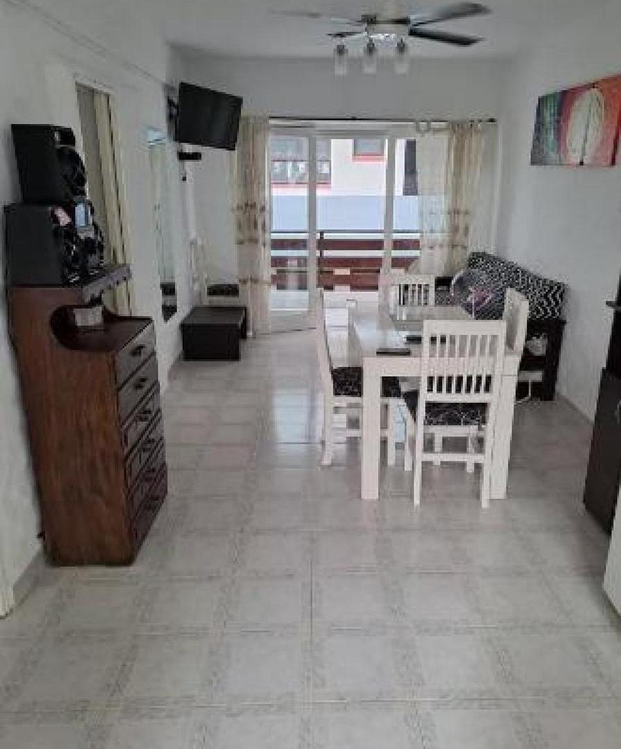Foto de Departamento en venta - 1 Dormitorio 1 Baño - Cocheras - 42Mts2 - Villa, imagen 5