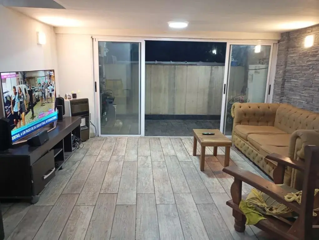 Departamento en venta - 3 Dormitorios 2 Baños - Cochera - 105Mts2 - Esteban Echeverría 4