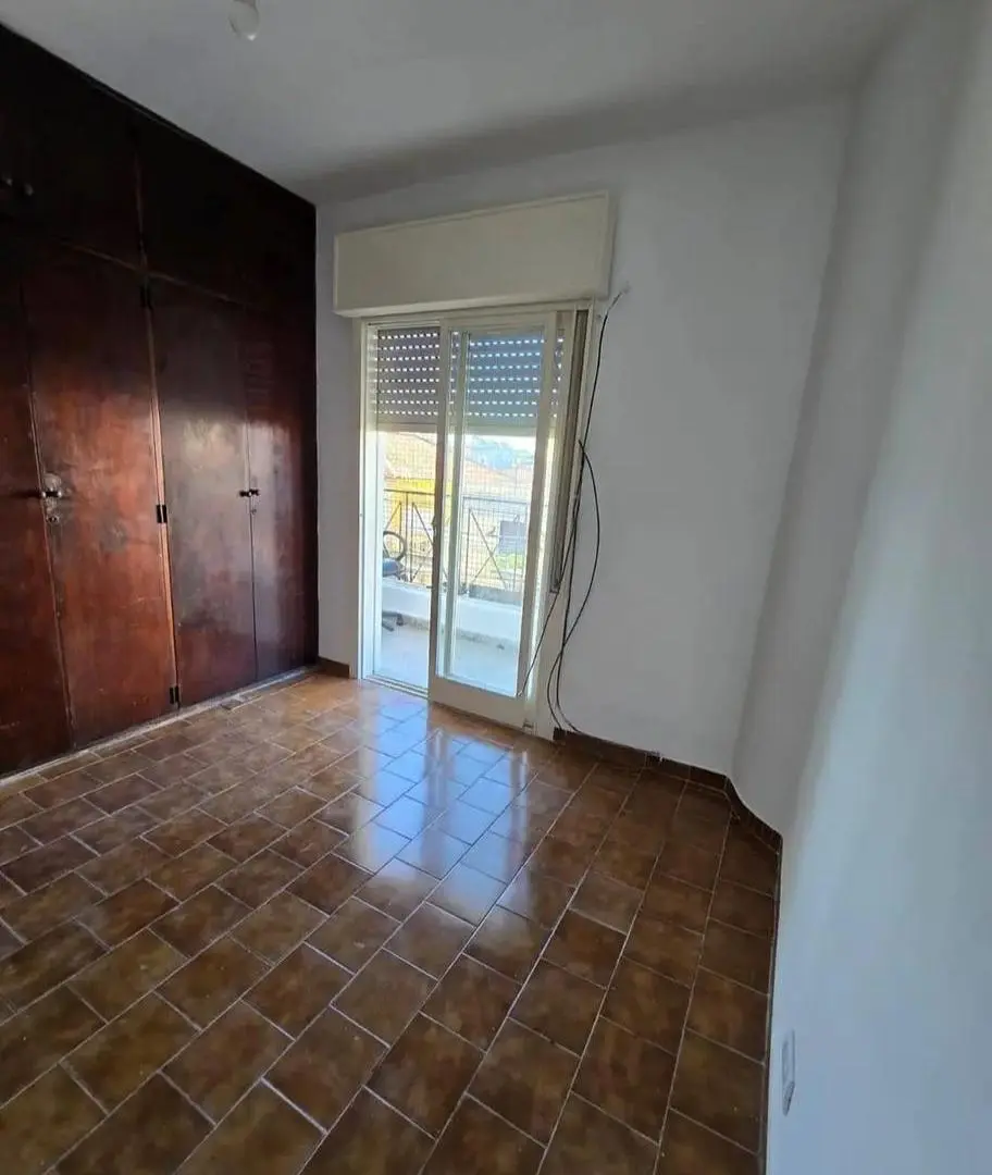 Departamento en alquiler - 2 Dormitorios 1 Baño - San Justo 1