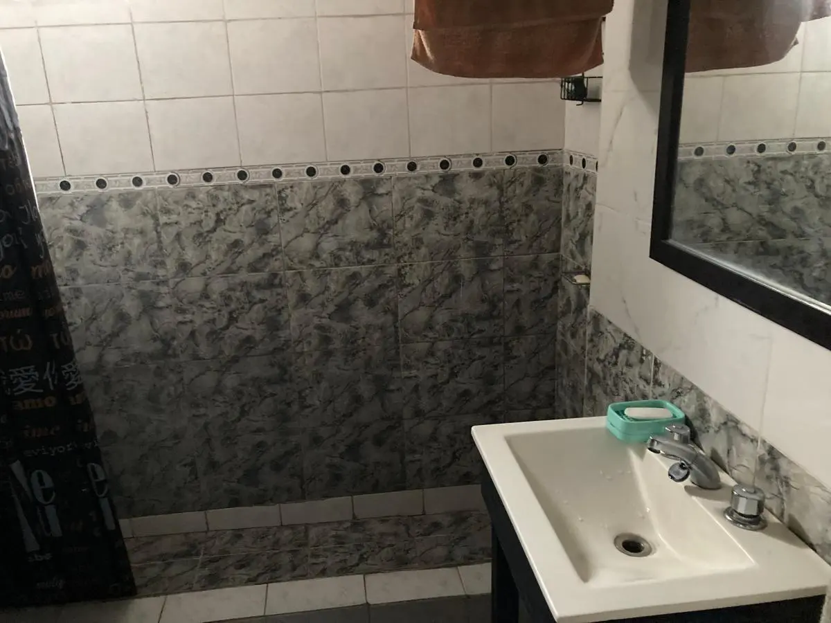 PH en venta - 2 Dormitorios 1 Baño - Lomas de Zamora 4
