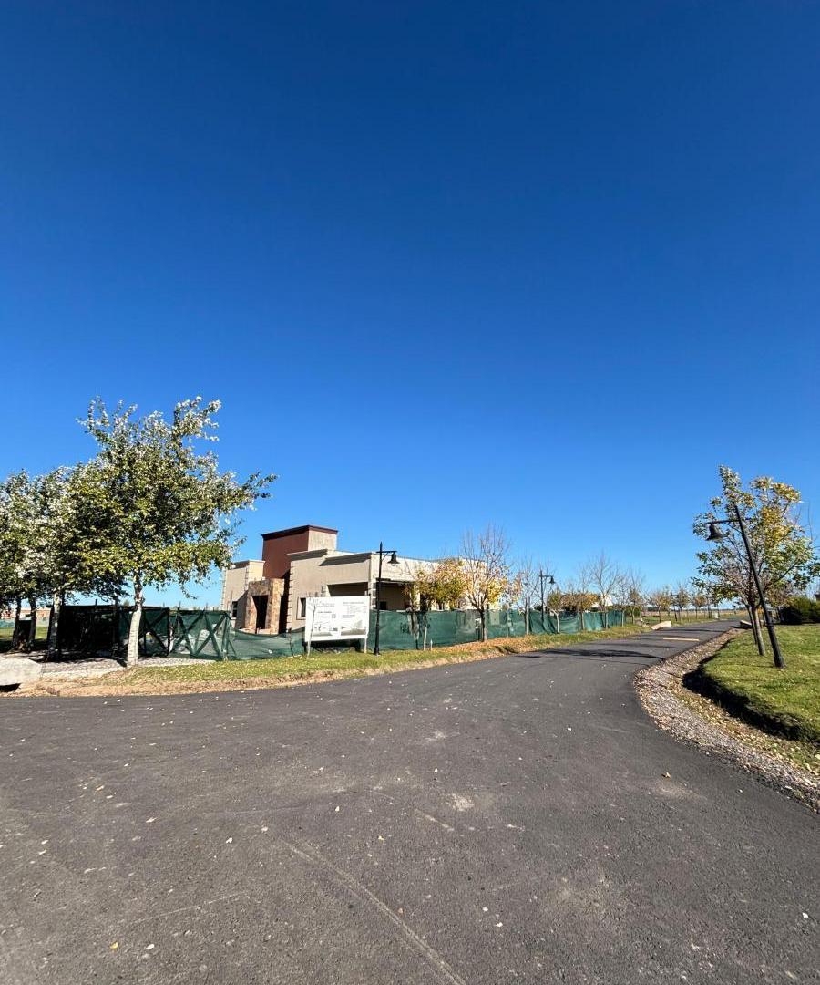 Terreno en venta - 1.000mts2 - Haras del Sur III