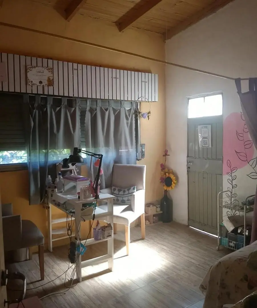 Casa en venta - 3 Dormitorios 2 Baños - José C. Paz 5