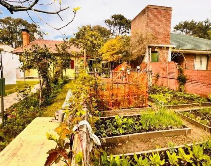 Casa en venta - 5 Dormitorios 3 Baños 2 Cocheras - 403Mts2 - Mar del Tuyú 2