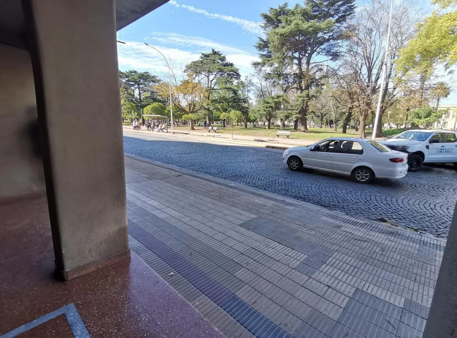 Departamento clásico 4 ambientes, impecable, 5° orientación norte, en la mejor zona de Tandil 5