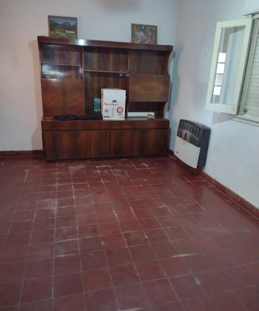 Casa en venta - 3 Dormitorios 1 Baño - Malvinas Argentinas 4