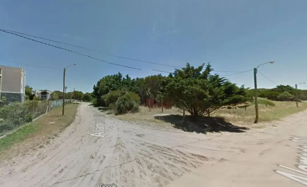 Terreno en venta - 2.135mts2 - Villa Gesell 4
