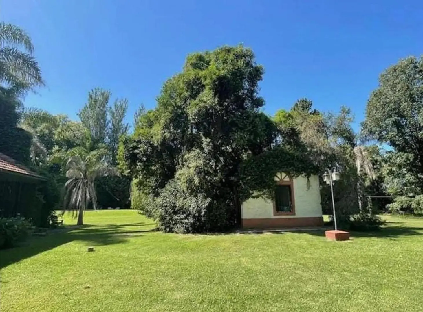 Casa en venta - 3 Dormitorios 4 Baños - Marcos Paz 4