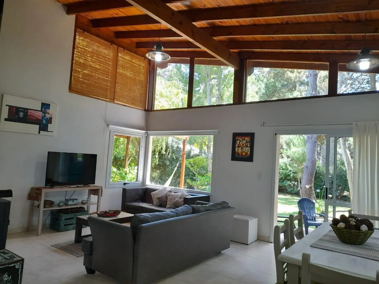 Casa en venta - 3 Dormitorios 2 Baños - Costa del Este 2