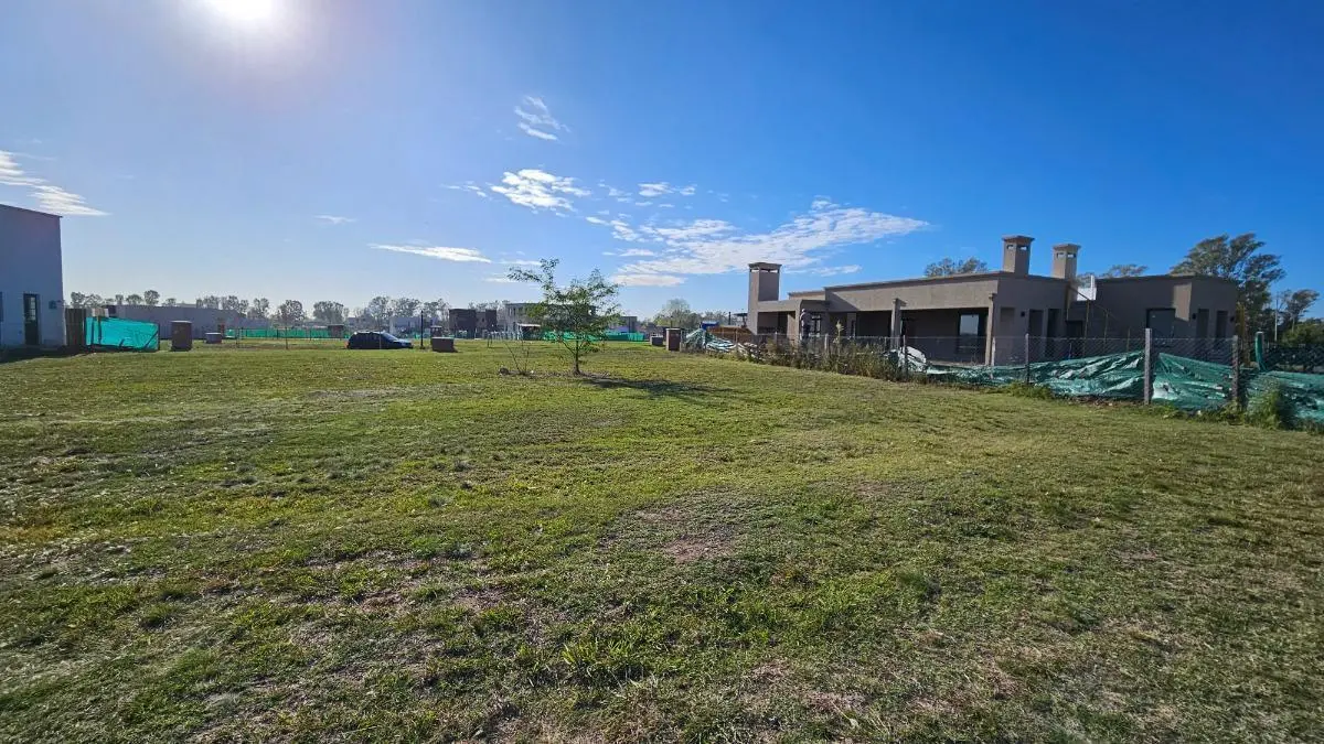 Terreno en venta - 619Mts2 totales - Santa Elisa, Pilar 4