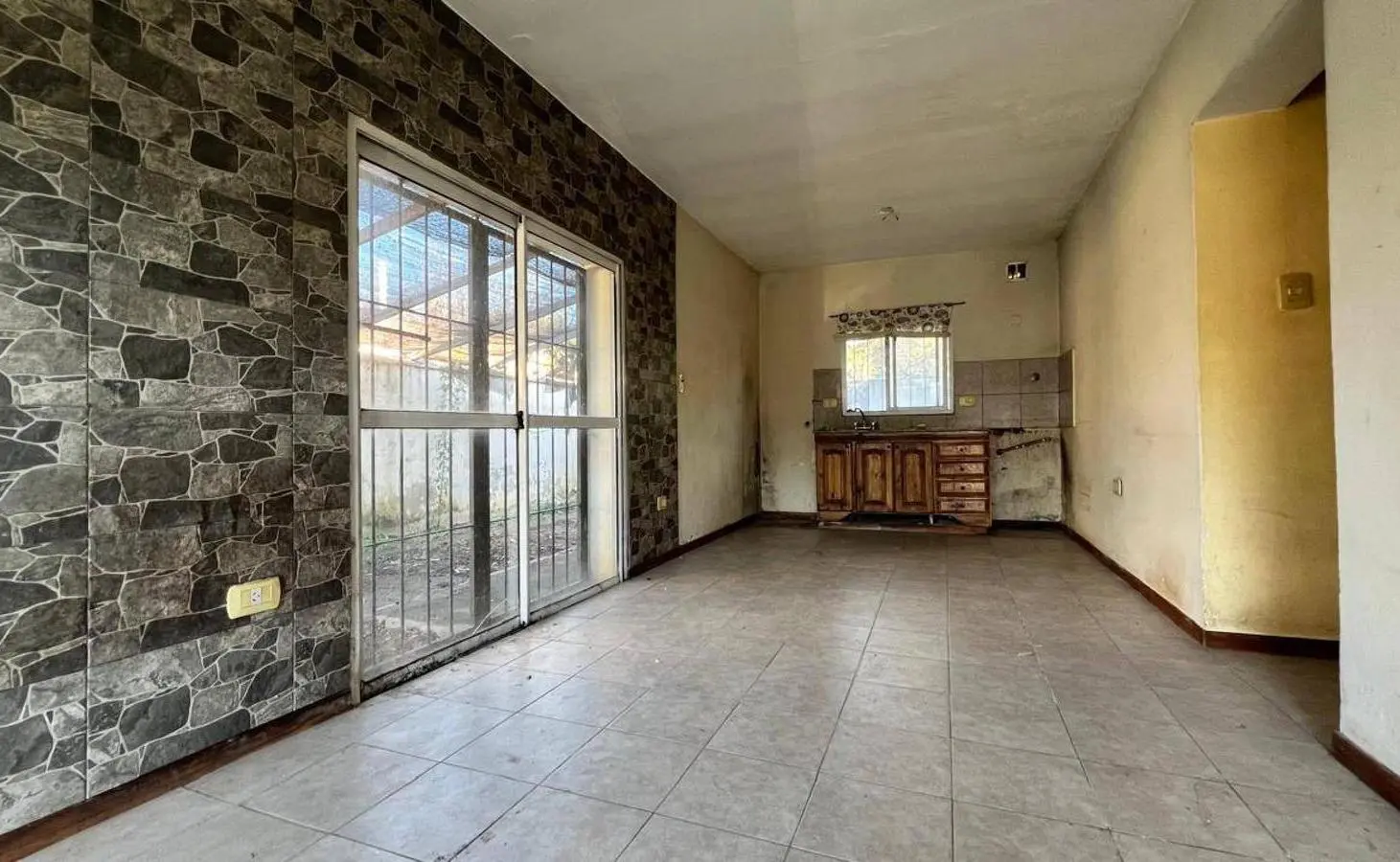 Casa en venta - 2 Dormitorios 1 Baño - Mercedes 4